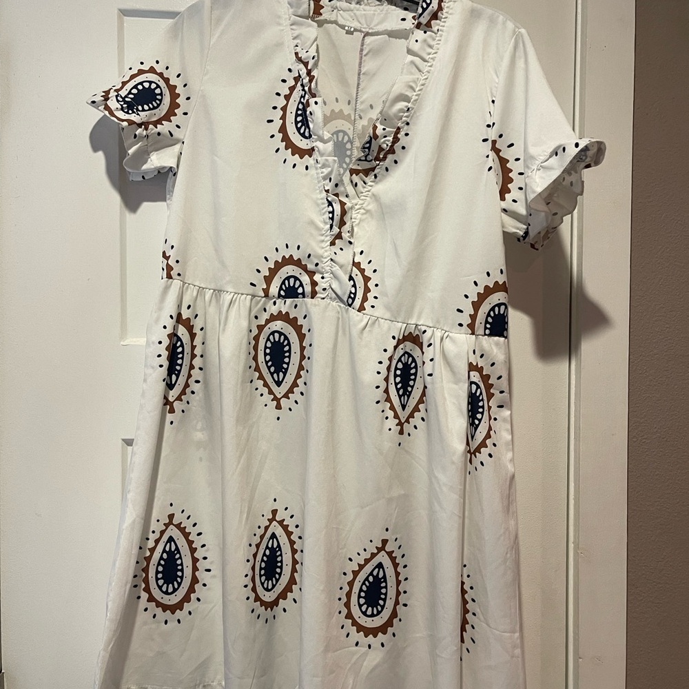 Stylish White Dress with Multicolor Print